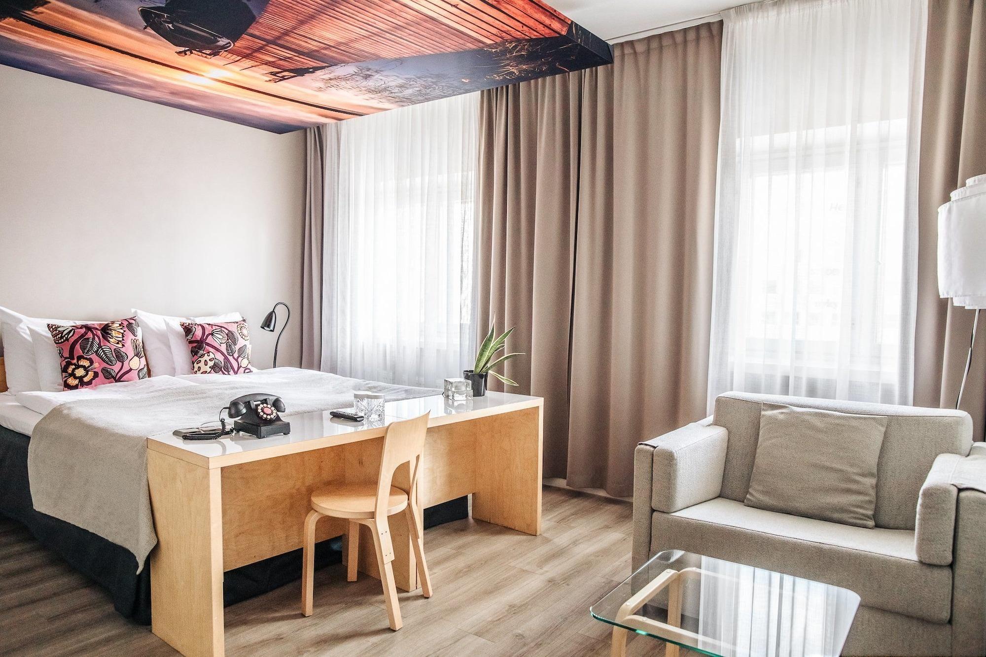 Hotell Helka 4*